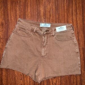 Brown HOLLISTER SHORTS 🥰😇